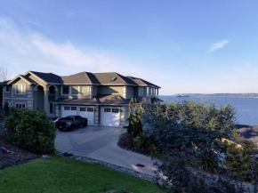 Redondo waterfront house with a private room